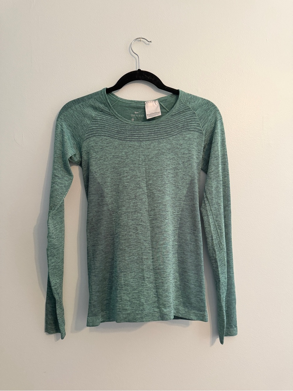 Nike Long Sleeve Dri-Fit Performance Knit Running Top in Heathered Green Small